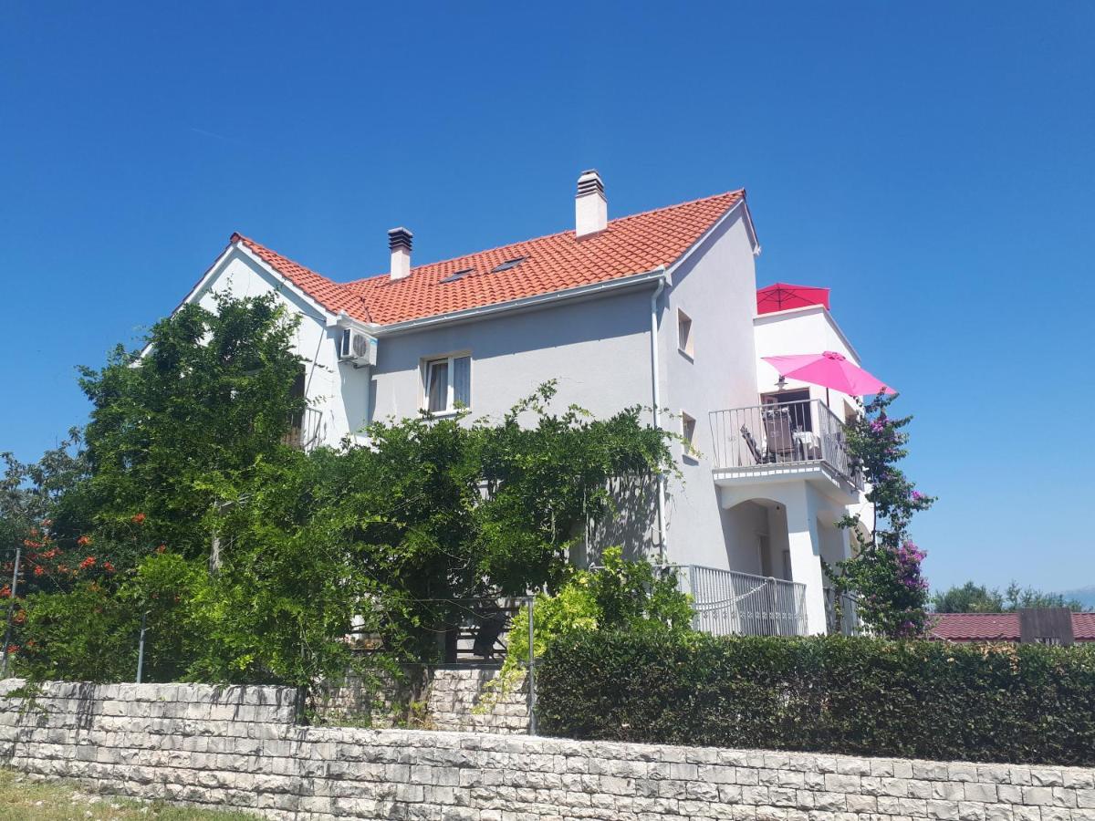 Apartmani Scripea Skrip Exterior photo